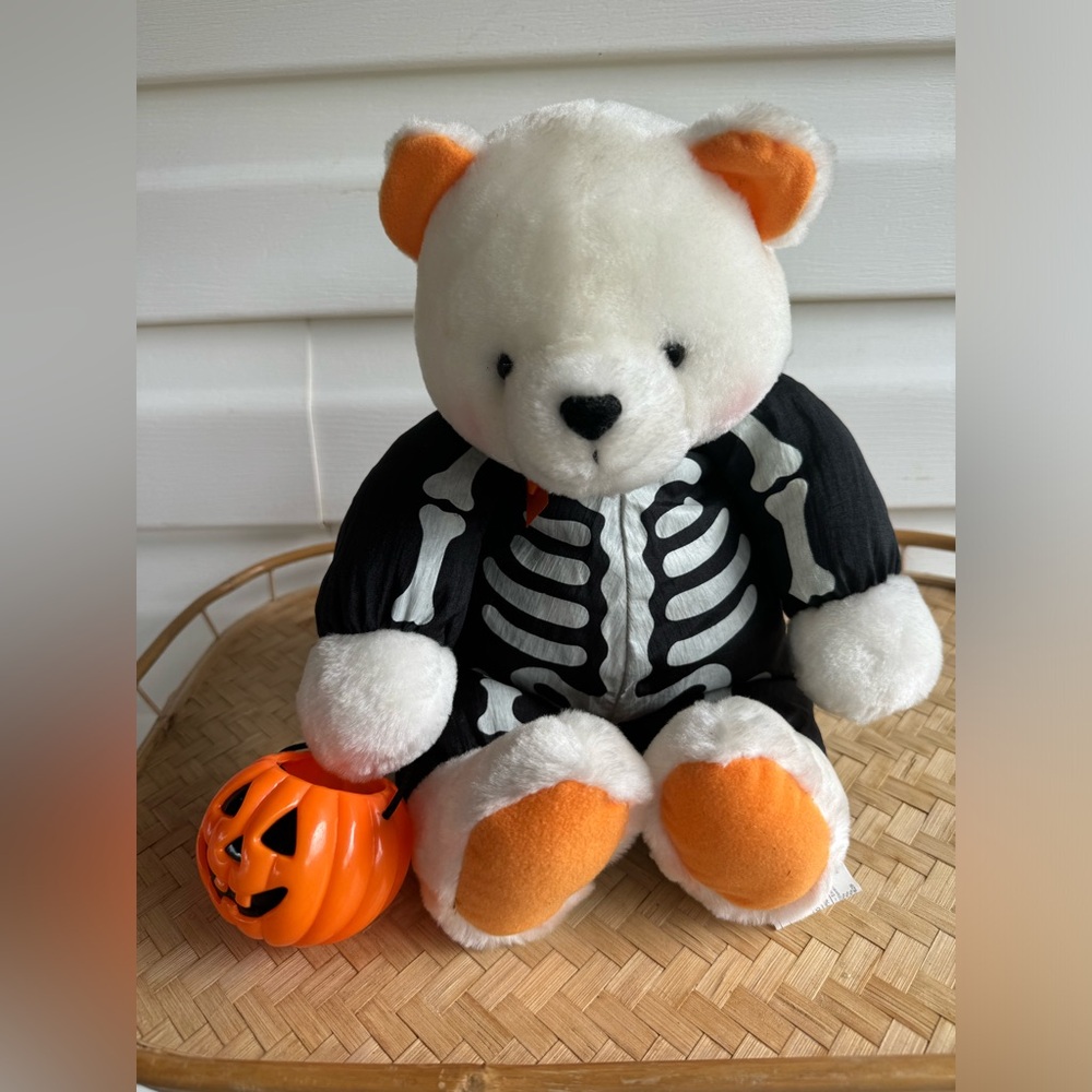 Halloween HALLMARK Trick or Treat Skeleton Plush Teddy Bear w Pumpkin
